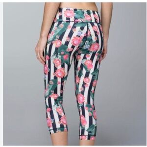 LULULEMON ATHLETICA WUNDER UNDER Full On Luxteeme Fabric Palm Play Leggings